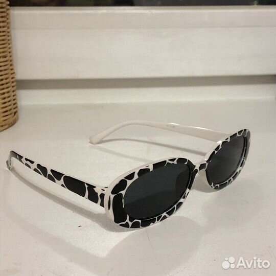 Очки принт коровы