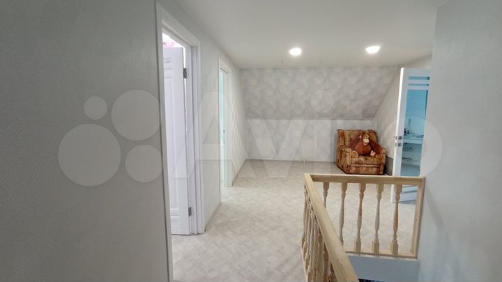 Коттедж 159 м² на участке 12 сот.