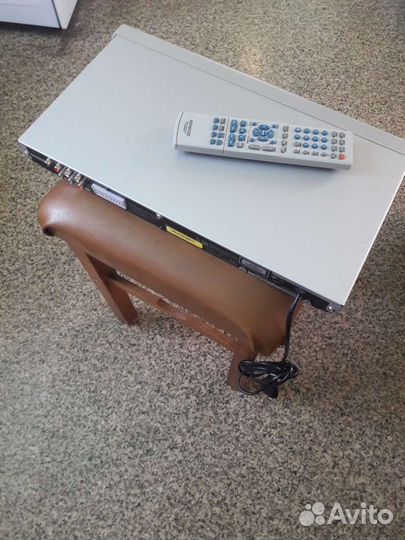 Дивиди проигрывапель CD DVD kenwood DVF-3200