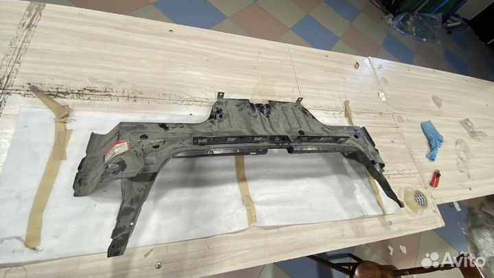 Задняя панель Хонда новая оригинал чёрная