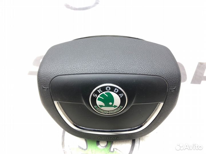 Подушка безопасности водителя Skoda Octavia Rs A5