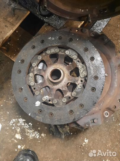 Двухмассовый маховик Мерседес