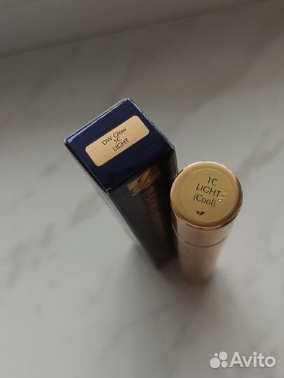 Estee Lauder консилер double wear Brush-on Glow.1C