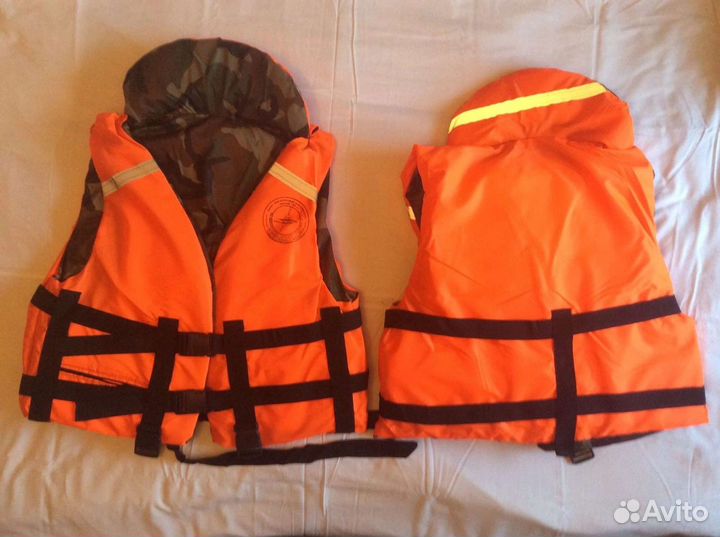 Спасательный жилет