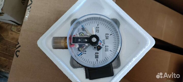 Манометр электроконтактный тм 510Р.05(0-0,1мПа)