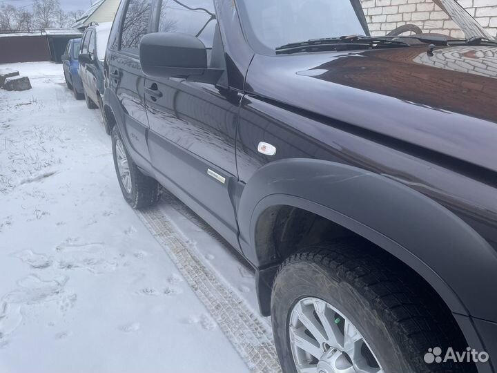 Chevrolet Niva 1.7 МТ, 2012, 200 000 км