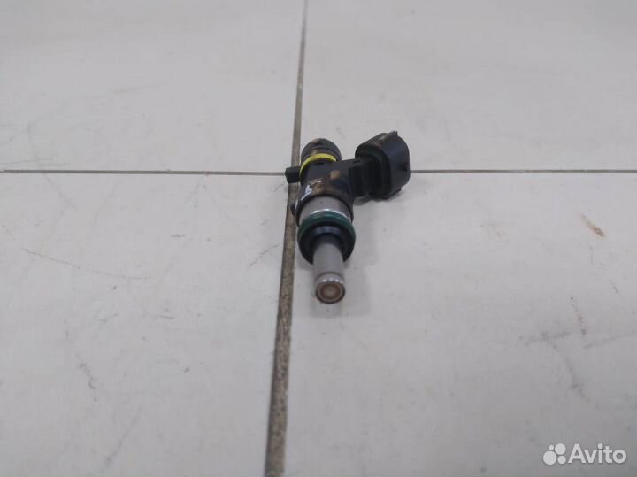 Форсунка инжекторная электрическая Mitsubishi Outl