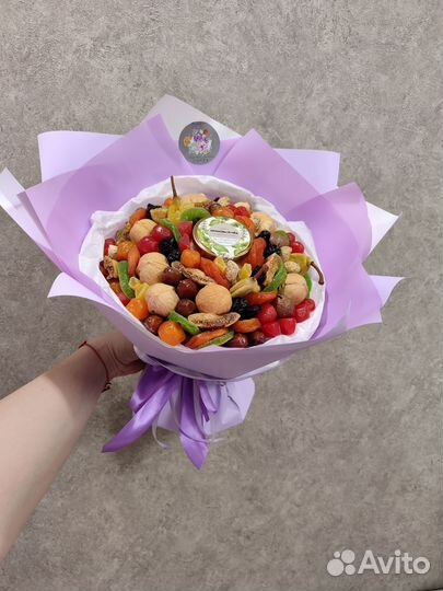 Съедобные букеты из сухофруктов