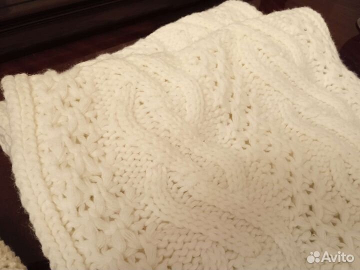 Белый двойной берёт и снуд