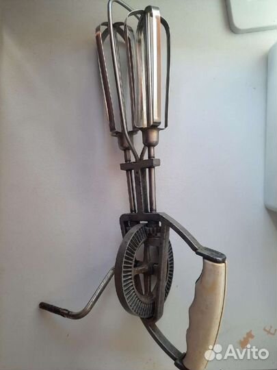 Миксер кухонный ручной