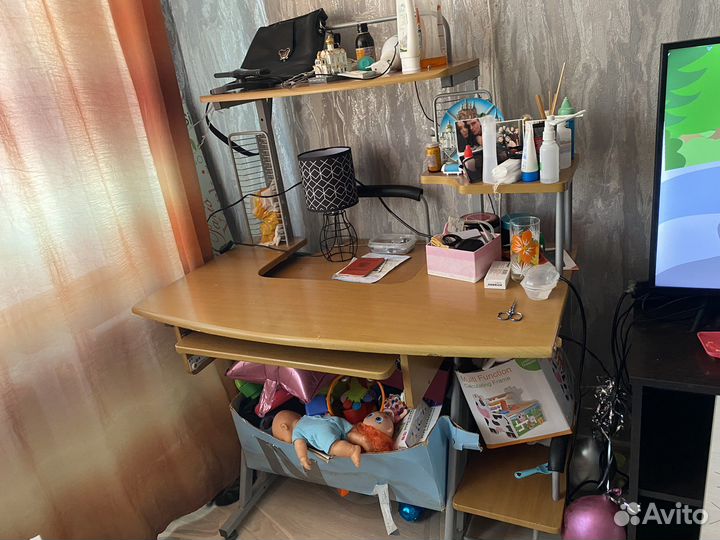 Компьютерный стол