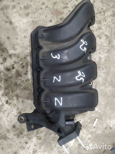 Впускной коллектор Toyota 17120-0D031 3ZZ-FE