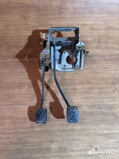 Блок педалей suzuki liana мт