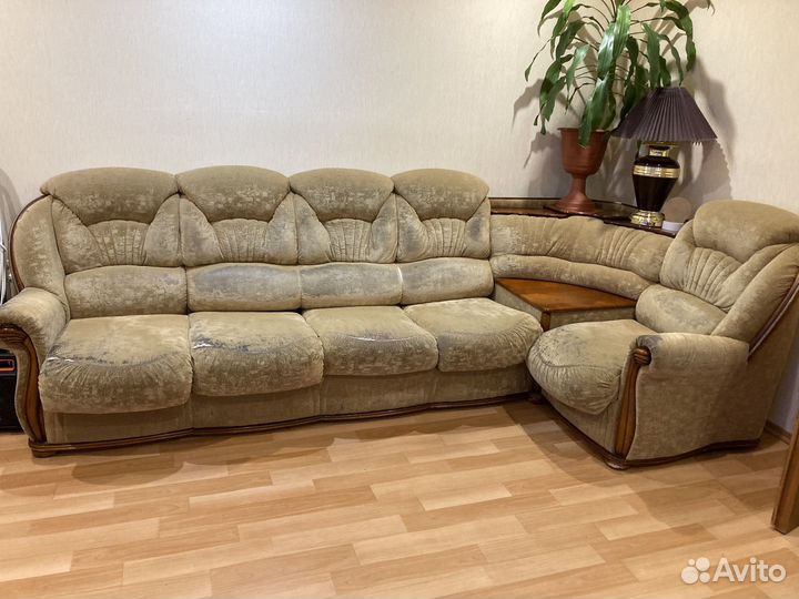 Угловой диван