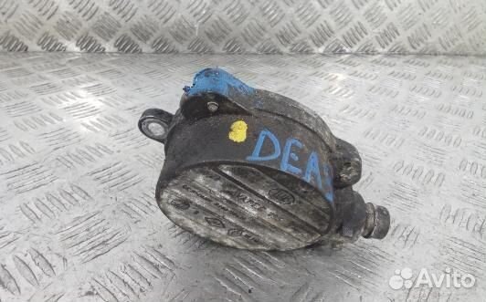 Насос вакуумный renault master 2 (DEA03KX01)