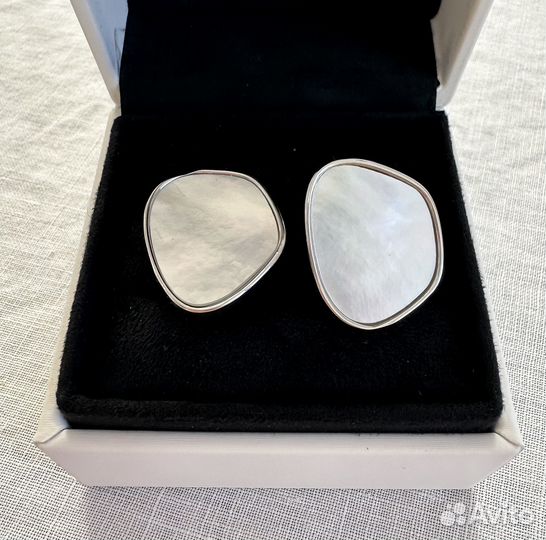 Сережки с перламутром