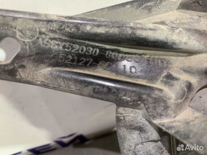 Накладка птф правая Toyota Land Cruiser 200