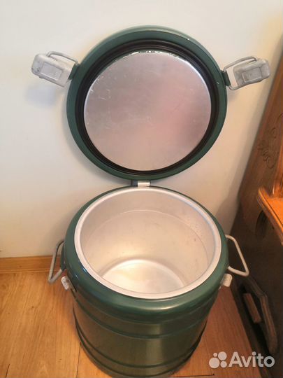 Термос 20-25л. СССР