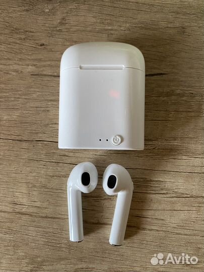 Беспроводные bluetooth наушники в ассортименте