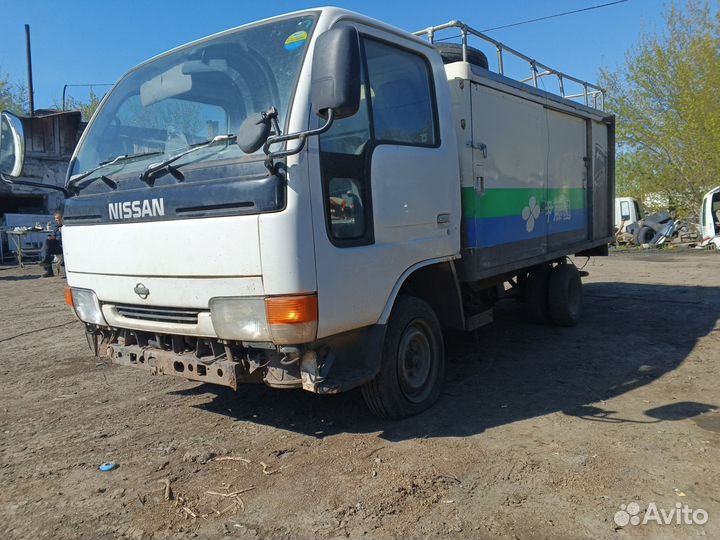 Кабина Nissan Atlas