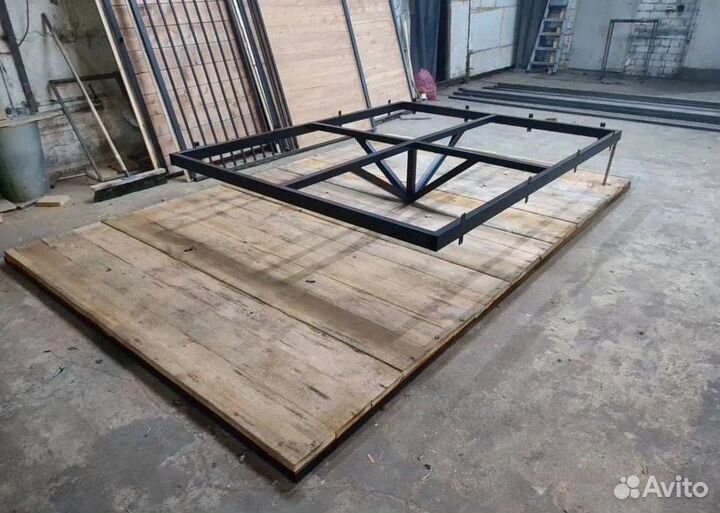 Кровать в стиле лофт, металлическая кровать