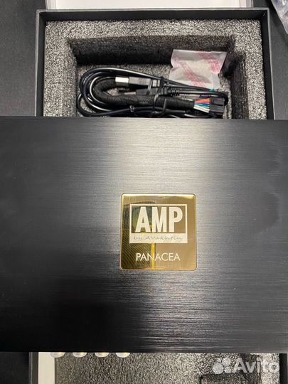 Акустическая система AMP для Mercedes Benz