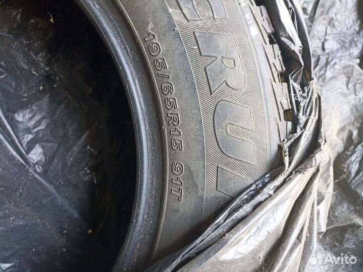 Bridgestone B65 19.5/65 R15