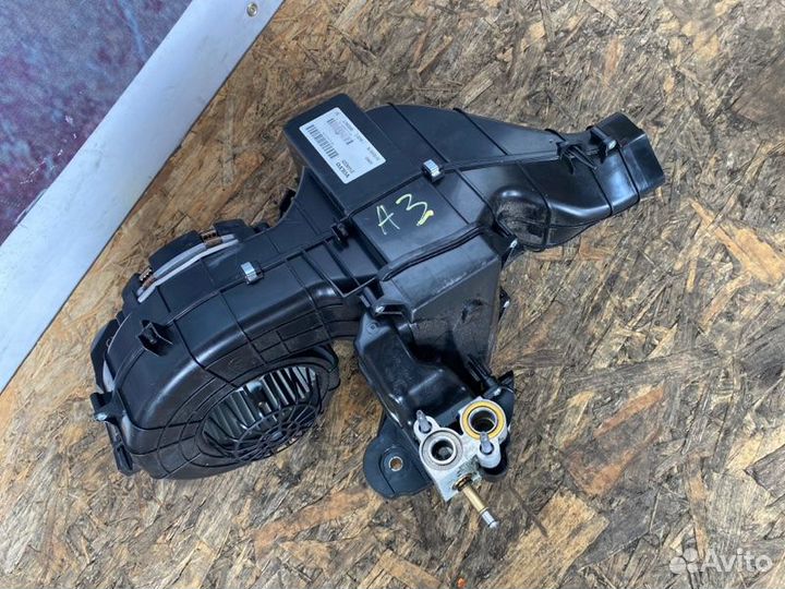 Корпус отопителя Volvo Xc90 внедорожник 2.0D