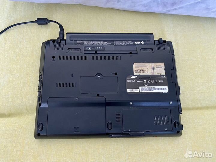 Ноутбук Samsung Q70