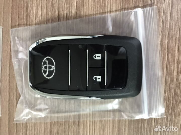 Выкидной ключ toyota