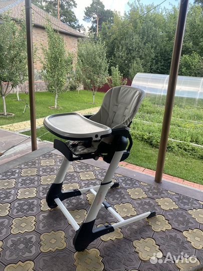 Стульчик для кормления pituso