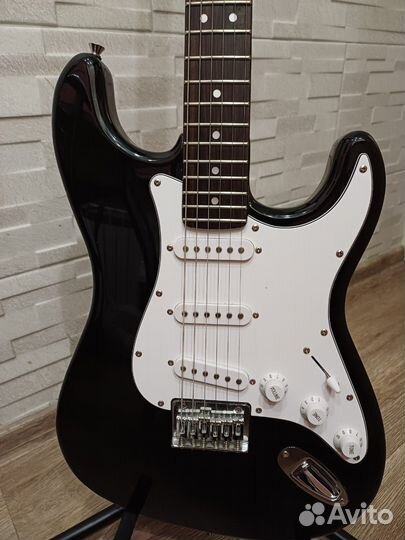 Fender squier MM stratocaster hard tail black