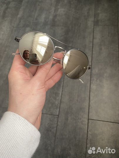 Солнцезащитные очки emporio armani