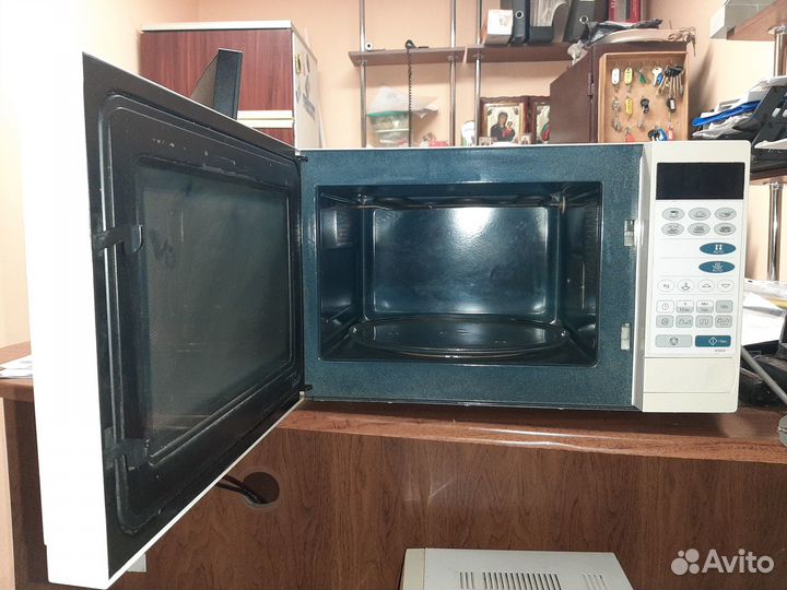 Продам микроволновку
