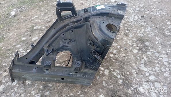 Hyundai Santa Fe 4 tm четверть передняя правая