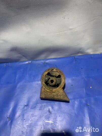 Подушка двигателя передняя toyota corolla ee90 2e