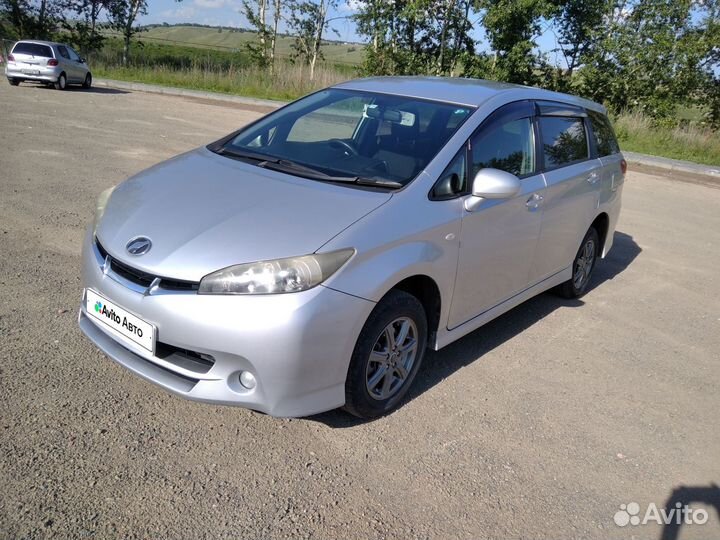 Toyota Wish 1.8 CVT, 2010, 150 000 км