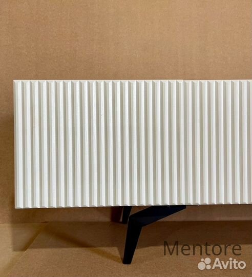 Тумба тв Bravo на опорах