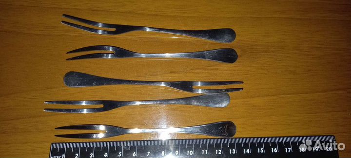 Набор ложек, набор вилок, лопатка для торта