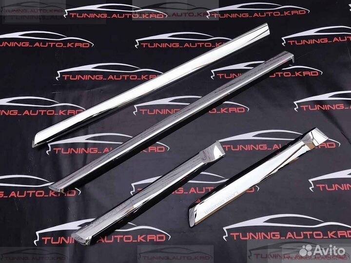 Молдинги дверей Toyota Land Cruiser 200 G5657