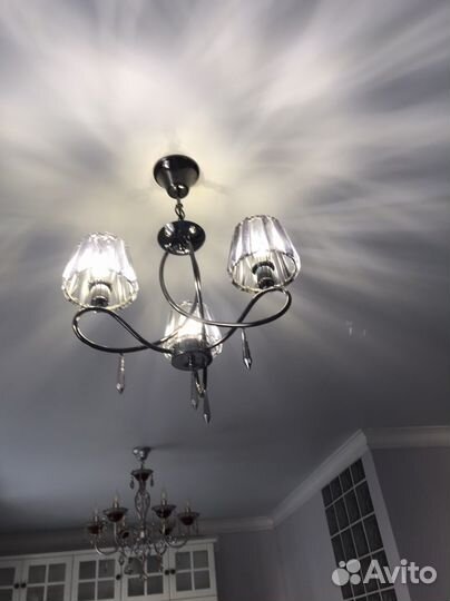 Люстра и 2 бра