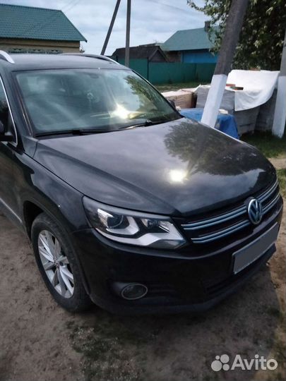 Volkswagen Tiguan 2.0 AT, 2011, 253 400 км