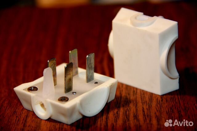 Штепсель телефонный штр-IY телеф. аппаратов СССР