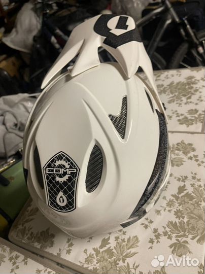 Шлем для велосипеда, Sixsixone Comp Shifted