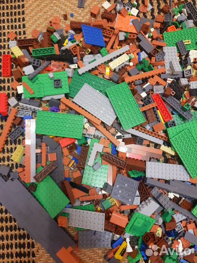 Игрушки(аналог Лего Майнкрафт Большая деревня)