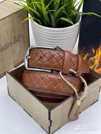 Мужской кожаный ремень