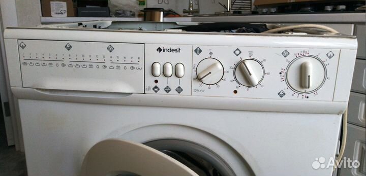 Запчасти к стиральной машинке Indesit WDN2296XW