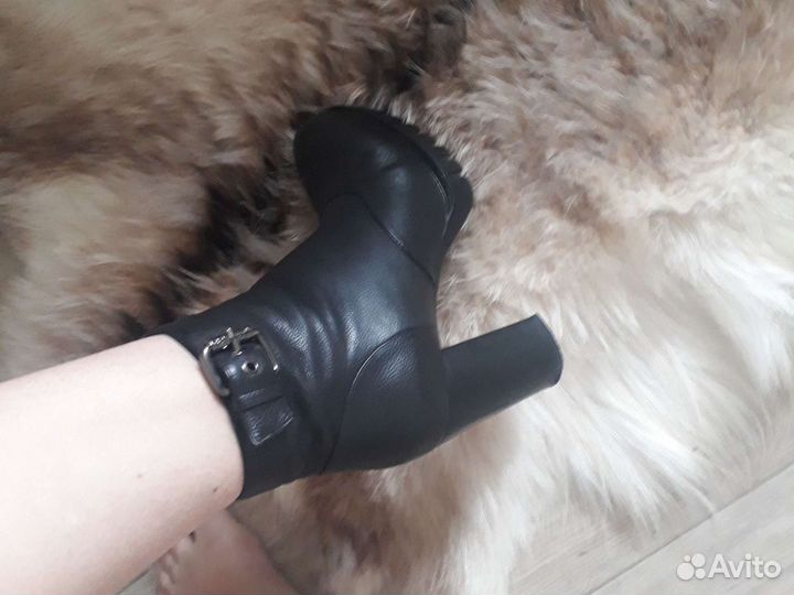 Ботильоны кожаные