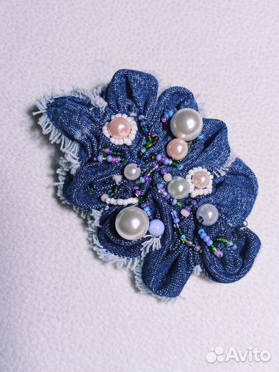 Брошь в стиле бохо