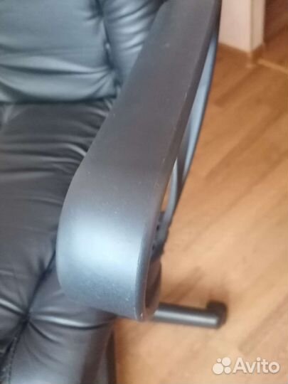 Компьютерное кресло